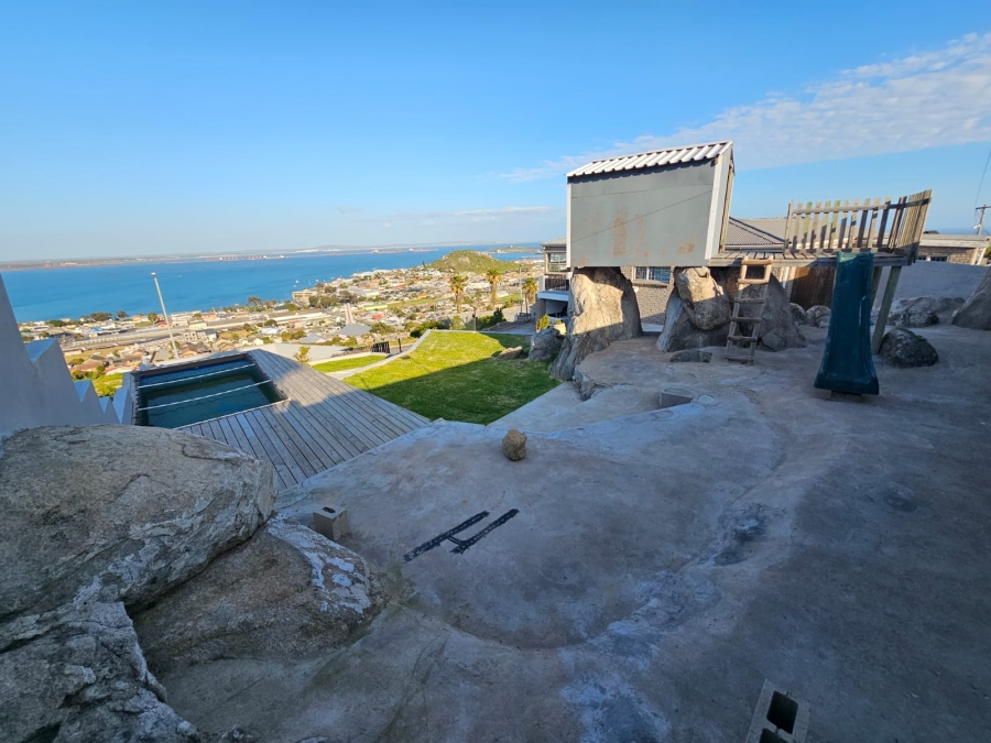 To Let 5 Bedroom Property for Rent in Saldanha Heights Western Cape